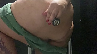 Bbw se exibe no banheiro da academia - Mary Jhuana