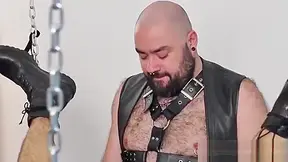 Bear Bangs Tightassed Otter In Kinky