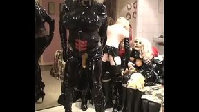 Roxina2007RubberDollPeePanting080307XL.WMV