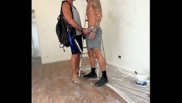 Video 214 - I went to paint on my friend and I used my brush until a lot of white paint gushed out.