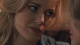Hardcore rimming and pussy licking during breakfast by Serene Siren and blonde Charlo