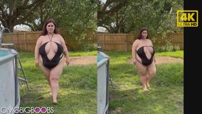 curvy amateur wife has big tits