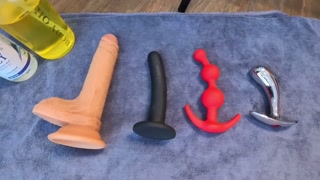 Close-up Anal Training With Buttplugs and Dildos