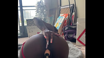 Ebony can'_t take the fuck machine