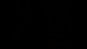 Safada, dando o cuzinho apertado, casada, putaria no escurinho[1]