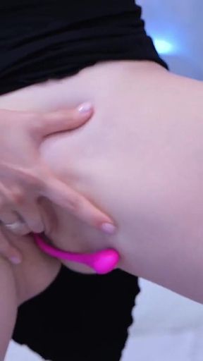 She Lifted Her Dress to Show Her Pussy