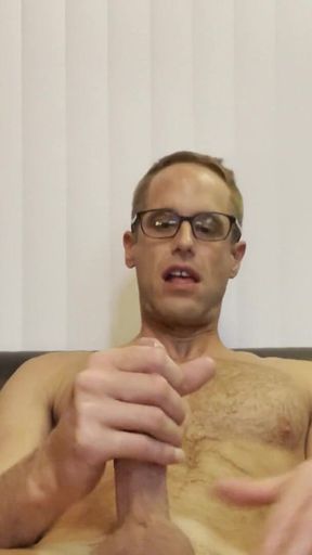 Hot Guy Cums Super Quick