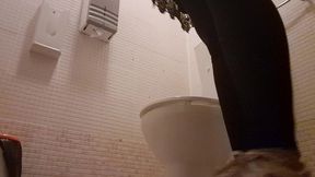big pee in dirty public toilet 4k