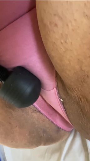 Stimulating My Clit with Powerful Wand