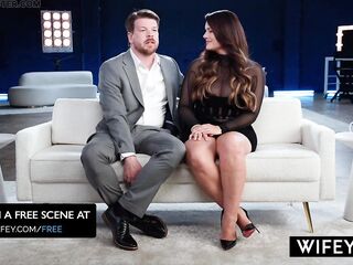 WIFEY Pretty Curvy Hotwife Lacy Gets Blindfolded For The Ultimate Group-sex Surprise