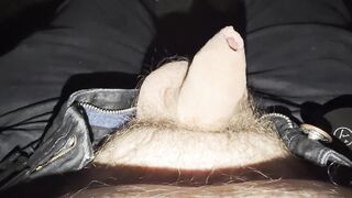 I splooged my lil dinky into a paper towel