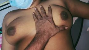 Mummy ka chut dekh kar main pagal ho gaya.desi chut marke maja ageya