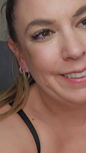 Maisie Lewis Monster Toy Review.mp4