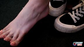 GROOBYGIRLS: WHAT A DEBUT!