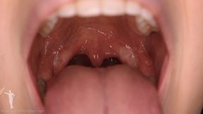 Zaurus Mouth Tongue Teeth Close Up