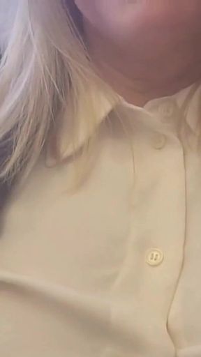 Wife Gets Horny at Work, Having Fun in the Office
