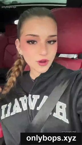 Teen celebrity exposes her amateur onlyfan content