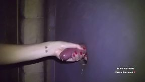 gang-bang et gloryhole dans un club echangiste. pour ce jour voici la ...