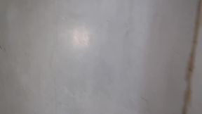 Visitando la obra, como Adan en el paraiso.