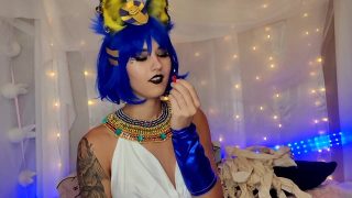 Amatorka Ankha z Animal Crossing Cosplay Solo Slut ruchająca własne dziury