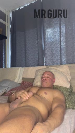 Long Wank From Bodybuilder Mr Guru. Jerk off