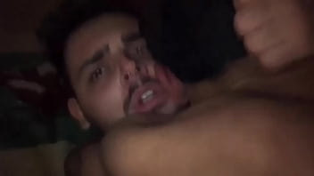 MEU VIZINHO DOTADO ME COMEU COM SEU PAU GRANDE - MY FRIEND AND HIS BIG DICKY