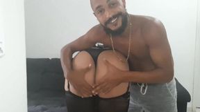 coroa de 50 anos faz teste de elenco dando o cu para ser a nova milf da produtora porno.
