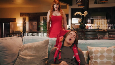 Caring mature MILF Lauren Phillips catches her neighbors stepson