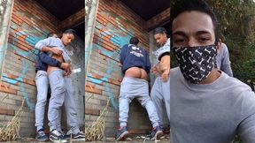 dando o cu na casa abandonada