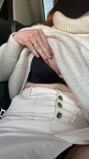 I masturbate and cum in a taxi