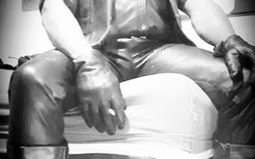 Leather Smoke Live Session