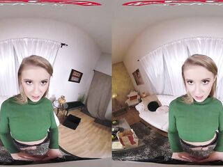 Reality Lovers - Sexually excited Model Rides the Delivery Chap!