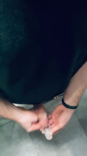 Cumming to glass, big load to glass