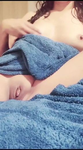 Horny MILF Playing with Her Pussy After Bath