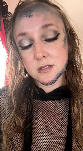kissica video