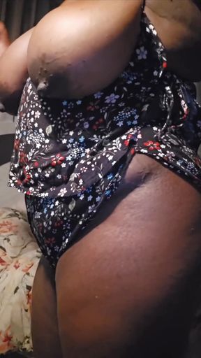 Striptease Shaking My Booty Squeezing Milking My Huge Boobs