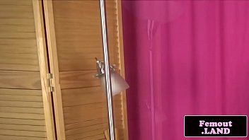 Tattooed femboi in highheels masturbating