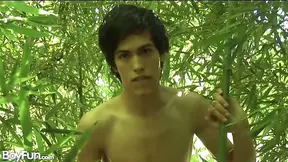 Anibal and Julian Dominika fuck in a secluded spot