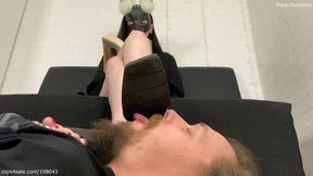 Sandals and bare feet worshipping