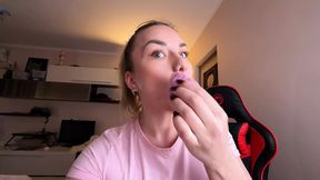 Italian wife seductively pleases her husband with passionate oral&#x1F61C; delight