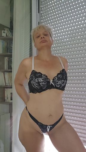 Sexy MILF Sofy Natural Mature Woman Everything Is True About Me as Well as Everything I Do