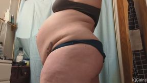 Full Term Pregnant 360 Body Show Off and Jiggles