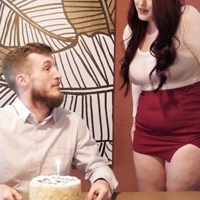 Boobs, Pussy &amp; Ass are Andi Ray&#039;s Gifts to a Birthday Boy