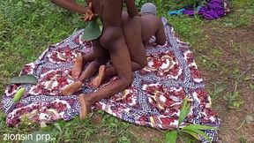 African Local Fuck with BBC and BBW