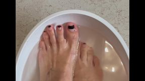 Home Pedicure, Foot Freaks, Long Wet Toes