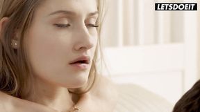 Hungarian Blondie Erotic Sex With Big Dick Boyfriend - WHITEBOXXX