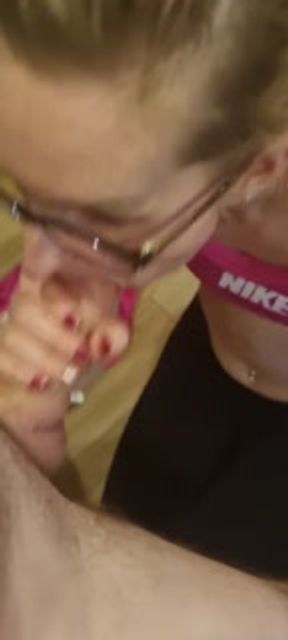 Blowjob after jogging