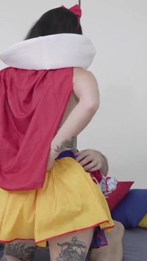 Hot Tattoo Snow White Getting Fucked