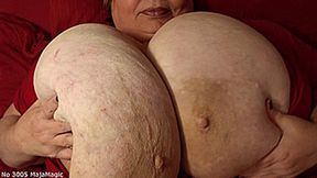 Maja meets Karola Part 210 - Her Unaware Giga Giantess Karola goes napping - Alternate Version (Clip No 3005 - mp4 version)