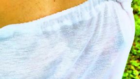 ඇතුලේ යවන්න එපා කැරි වේසා හුත්තො කිවුවත් කුමාරි අක්කාගේ හුත්තට බැස්සුවාම පයි, Asian outdoor sex..... - Unexpected Outdoor Adventure with Vilashini: A Sri Lankan Encounter